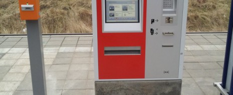 Die Deutsche Bahn hat mal wieder in den Bahnhof Kröpelin investiert. Ein neuer automatischer Fahrkartenautomat und eine elektronische Anzeige zieren nun den Bahnhof. Danke für […]